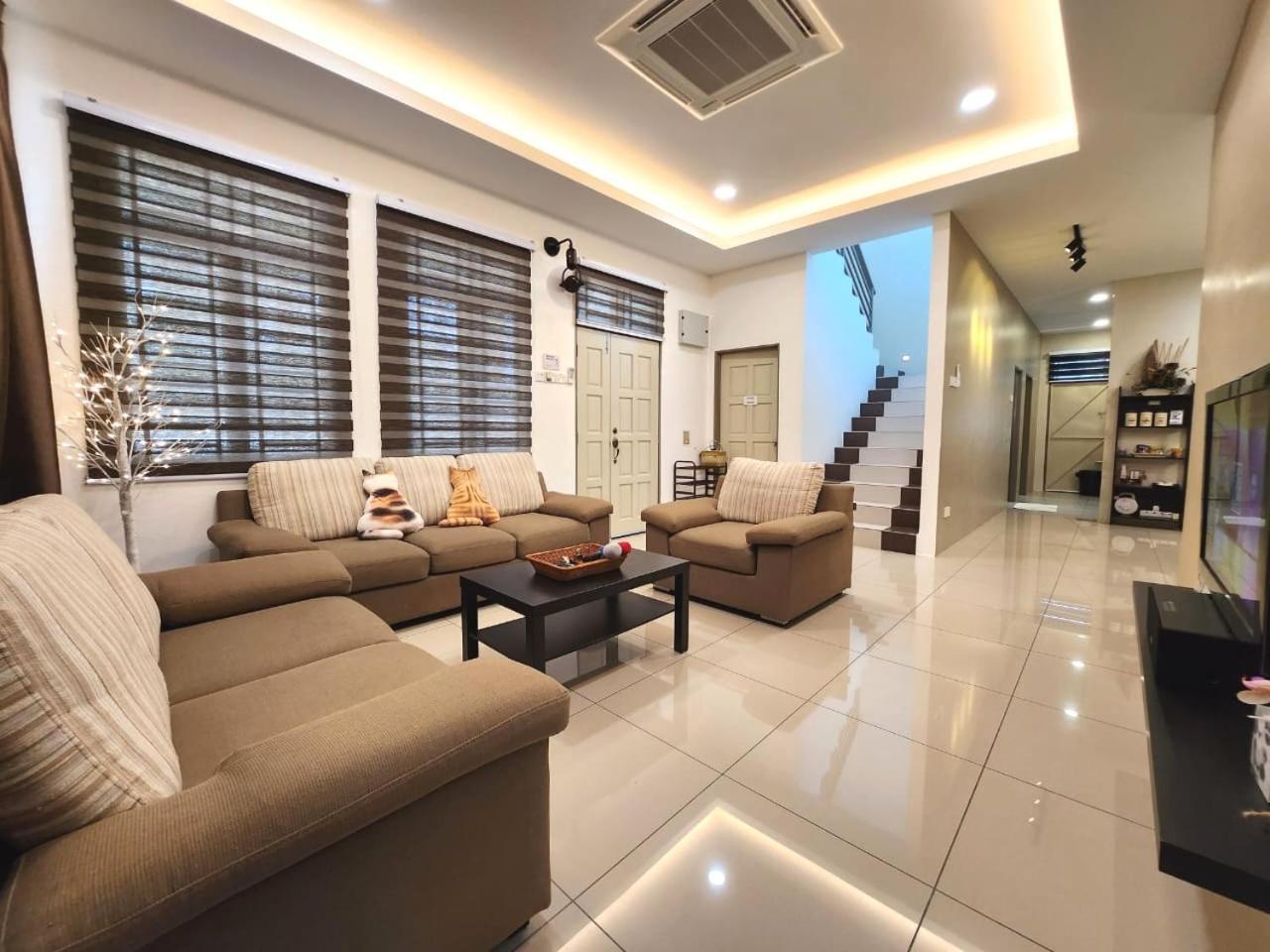 Relax 92 旅安居 * Alor Setar